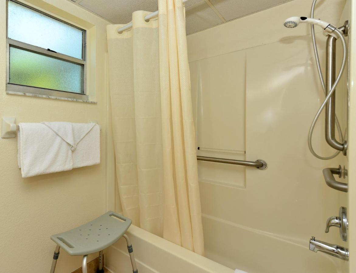 Americas Best Value Inn Bradenton-Sarasota Esterno foto