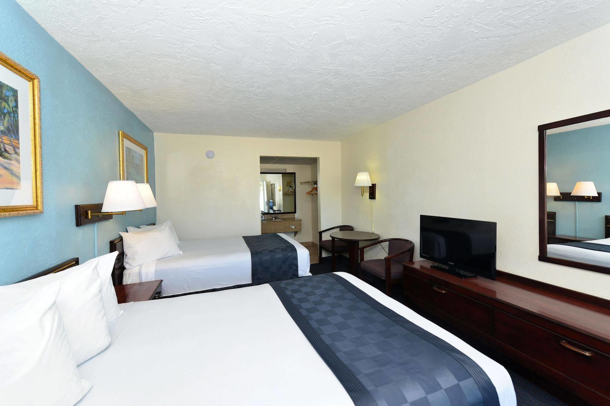 Americas Best Value Inn Bradenton-Sarasota Esterno foto