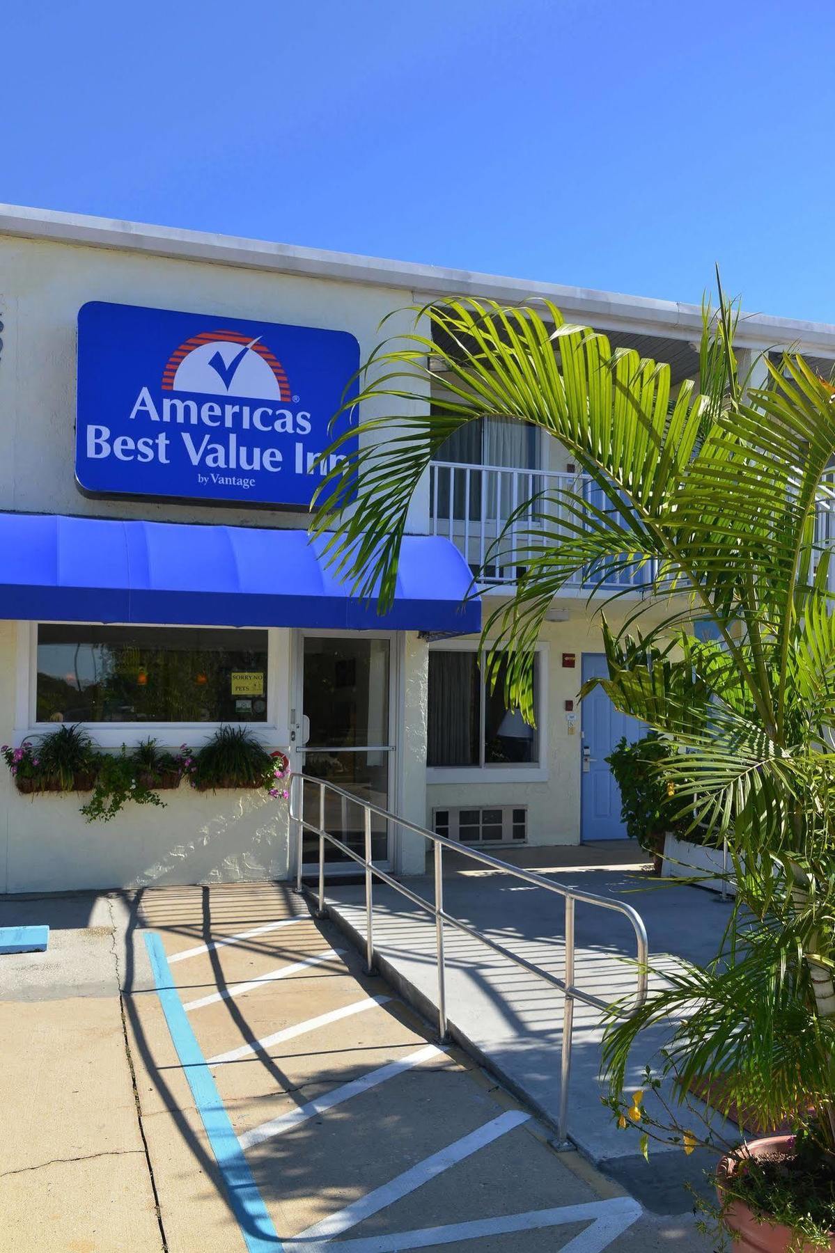 Americas Best Value Inn Bradenton-Sarasota Esterno foto